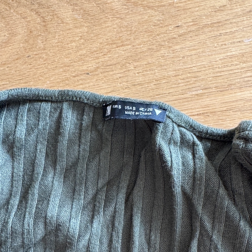 Zara Ribbed Dress - Picture 4 of 4